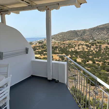 Thomas Apartments Katapola - Chora Екстериор снимка