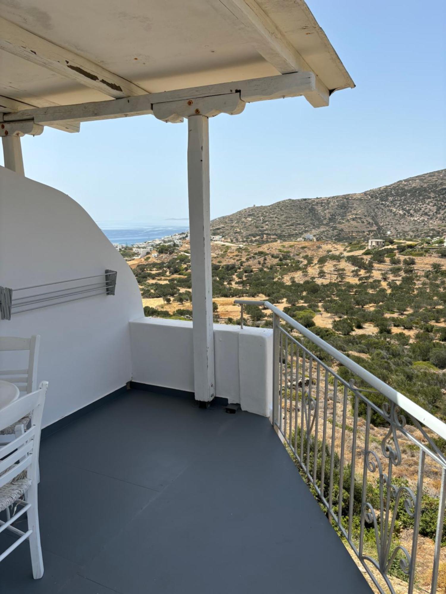 Thomas Apartments Katapola - Chora Екстериор снимка