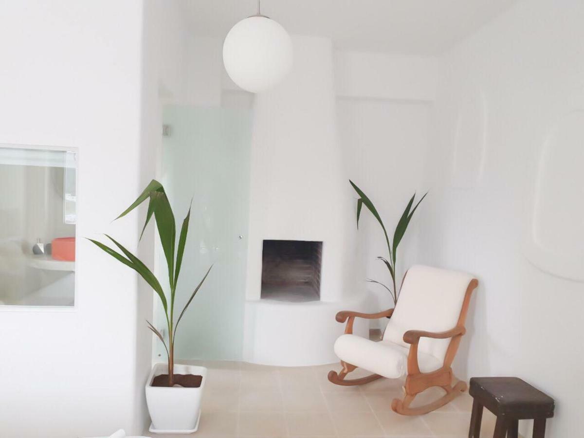 Thomas Apartments Katapola - Chora Екстериор снимка