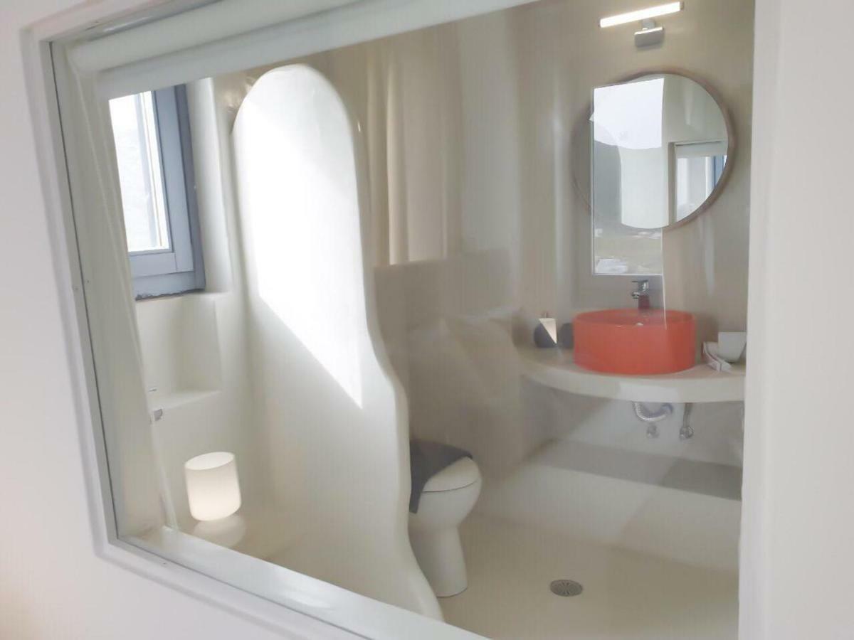 Thomas Apartments Katapola - Chora Екстериор снимка